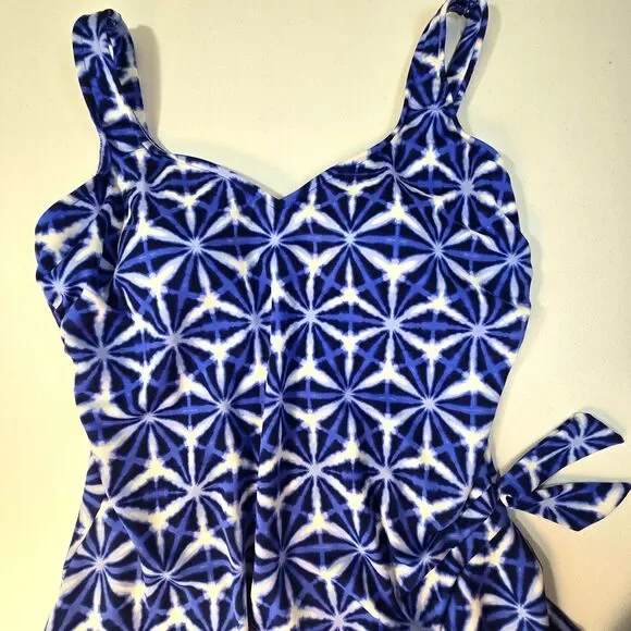 Maxine of Hollywood One Piece Swimdress Blue/White Geometric Side Tie Size 20 - Picture 3 of 9